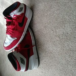 BLAKE GRIFFIN AIR JORDAN 1'S